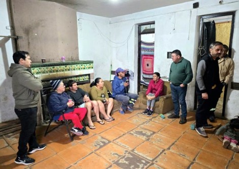 Chiriff realizó una visita a las familias evacuadas en los refugios debido a la crecida del río Uruguay