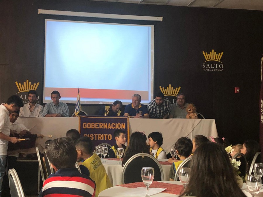 Intendencia de Salto - FUNDAN NUEVO CLUB DE LEONES CON PRESENCIA DE LA  INTENDENCIA