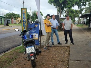 Inicio de trabajos de podas y recambio de luminarias en barrio Salto Nuevo