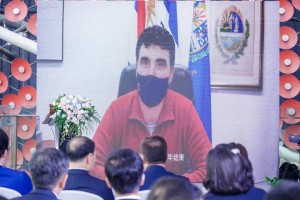 INTENDENTE DE SALTO COMPARTIÓ UN MENSAJE EN LA SEMANA DE URUGUAY EN HUBEI - CHINA