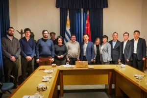 Autoridades de la ciudad de Yichang, República Popular China, visitaron Salto y firmaron acuerdo de hermanamiento