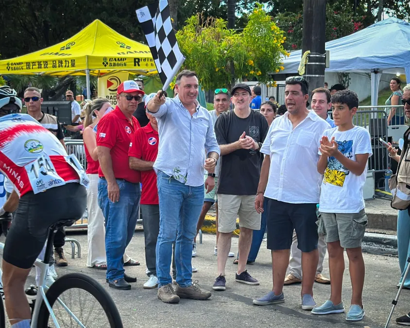 Carlos Albisu destacó el regreso de la Vuelta Ciclista del Uruguay a Salto tras 15 años Carlos Albisu destacó el regreso de la Vuelta Ciclista del Uruguay a Salto tras 15 años